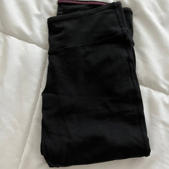 2 Pairs Black TNA Leggings - Picture 4 of 4